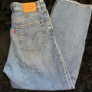 Levi Wedgie Straight Jeans